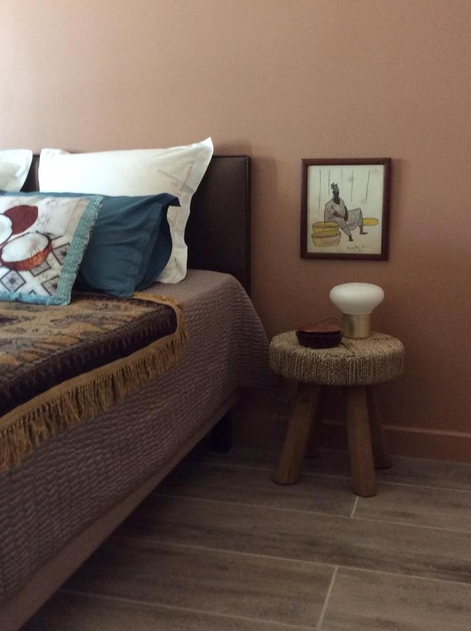 Les Interieurs D'Angele Bed and Breakfast Pernes-les-Fontaines Εξωτερικό φωτογραφία