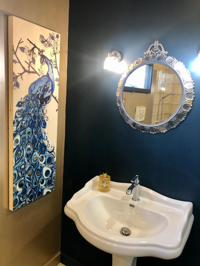 Les Interieurs D'Angele Bed and Breakfast Pernes-les-Fontaines Εξωτερικό φωτογραφία